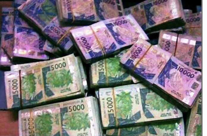 La DIC démantèle un réseau de billets noirs